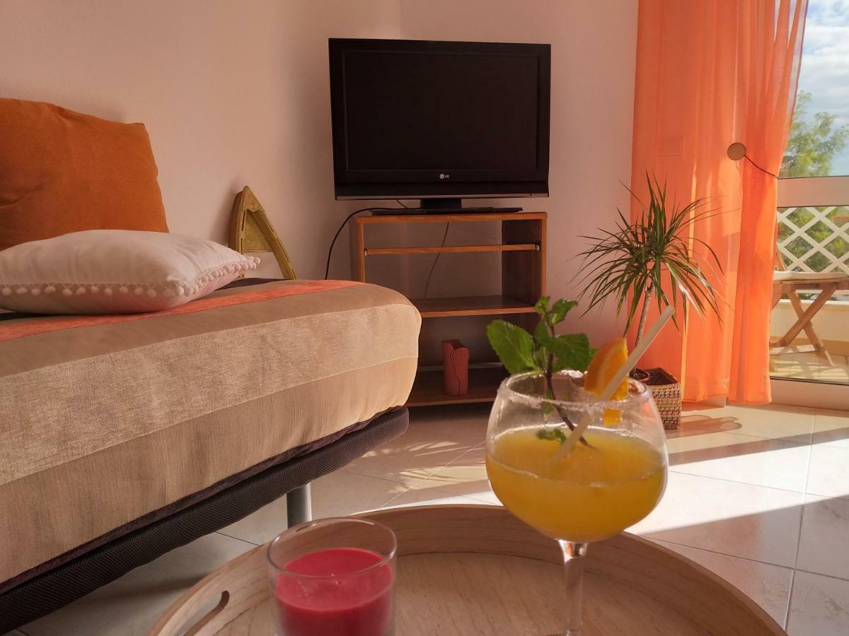 לאגוּ‏ש Pretty Sunny Guest Apartment מראה חיצוני תמונה